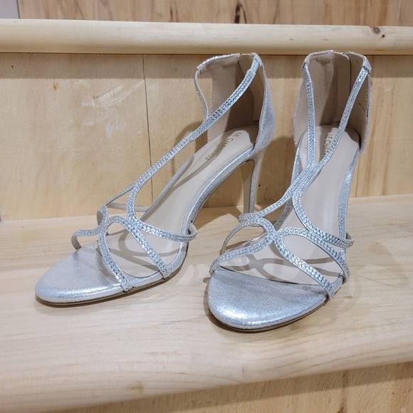 Metallic Le Chateau Silver Strappy Jewel Heels Size 40 - Picture 3 of 7